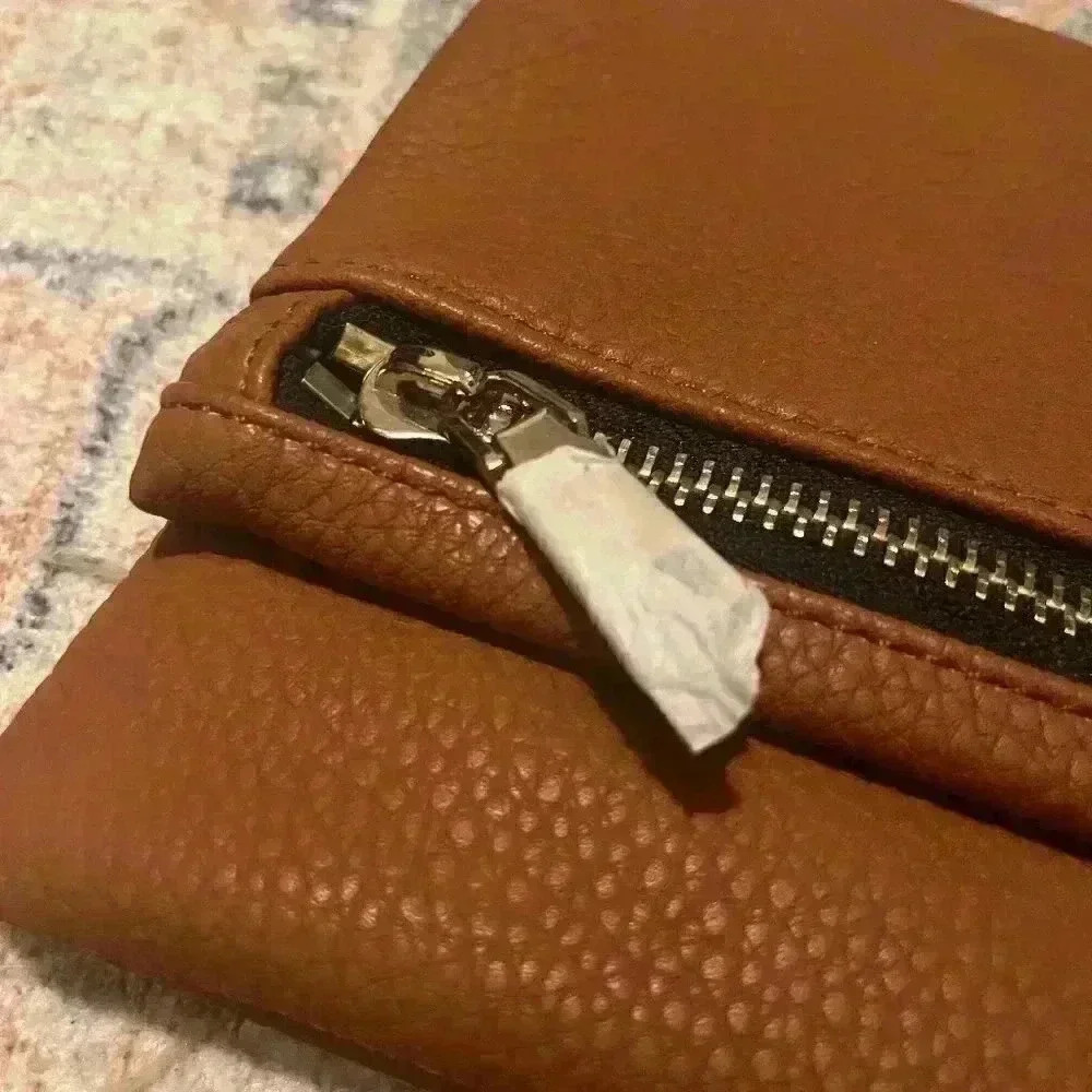 NWT Urban Expressions Foldover Clutch - Picture 4 of 7